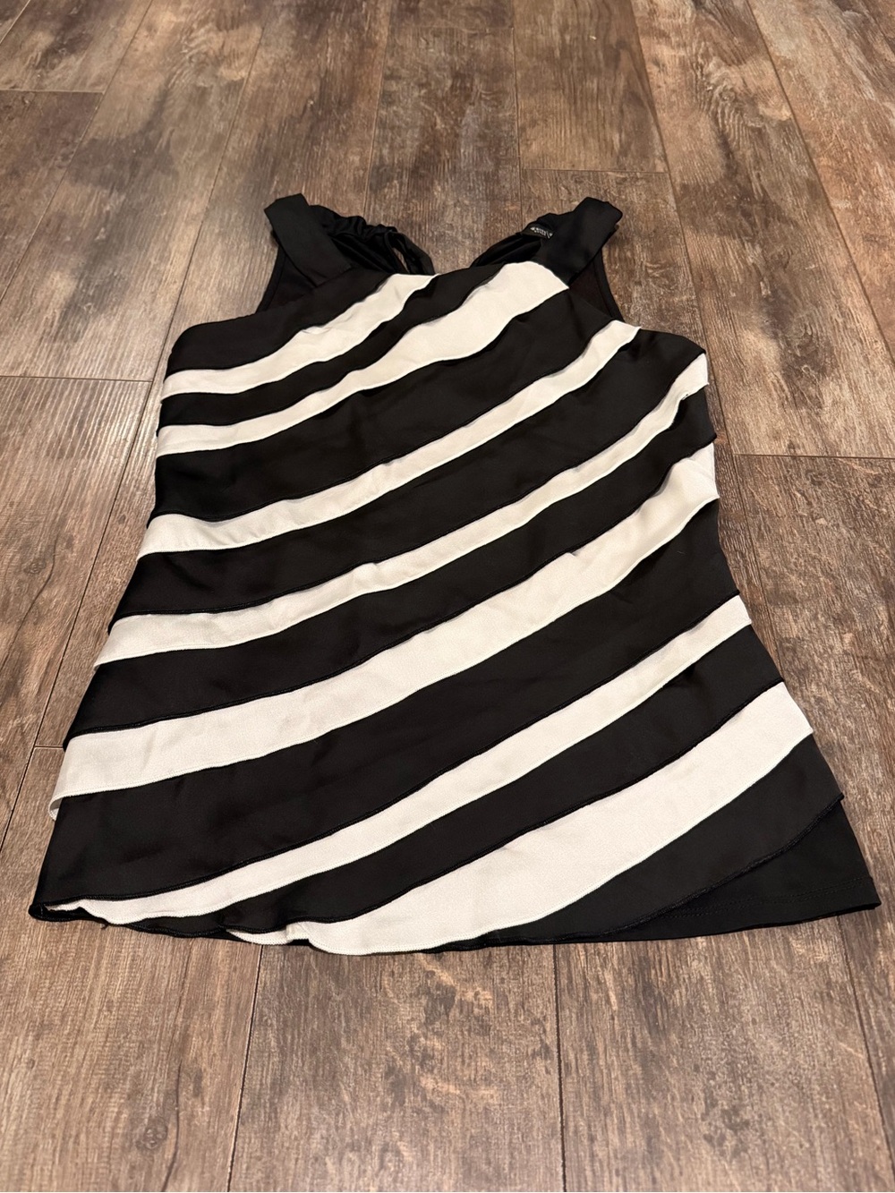 White House Black Market Black & White Diagonal Stripe Sleeveless Top